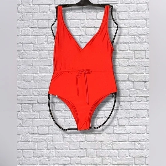 Body Glove Women's Standard Pam V-Neck One-Piece Swimsuit - Picture 2 of 6